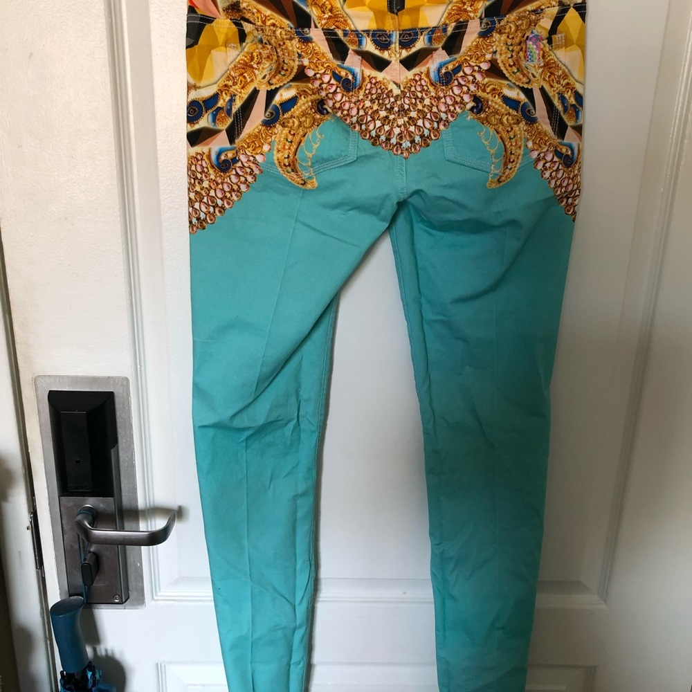 Spectacular Notify Jeans - Picture 5 of 5